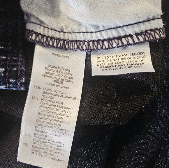 Madewell Slouchy Sweatpant Jeans in Gaines Wash Dark Denim - Picture 6 of 11